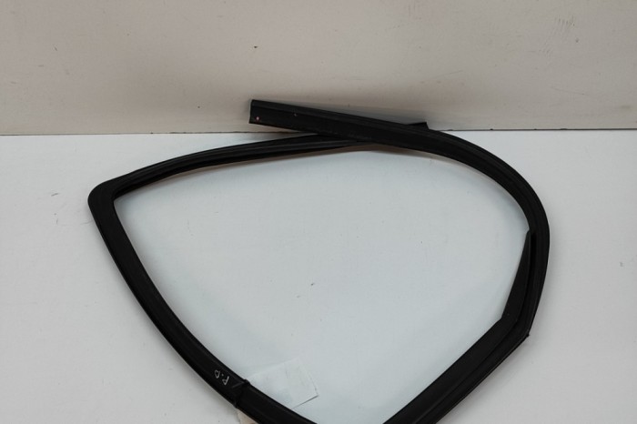 Garnitura ușă dreapta față JEEP WRANGLER III JK 2015 OEM: 55395274AU | 30320010