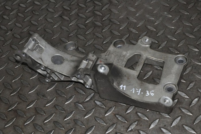 Suport alternator AUDI A3 8P1 2008 OEM: 06F903143E 12031542