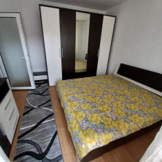 Inchiriez apartament 2 camere City Mall