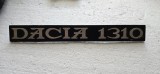 EMBLEMA DACIA 1310 . PENTRU PORTBAGAJ SPATE .