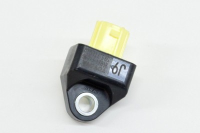 Senzor de impact lateral st&amp;acirc;nga TOYOTA C-HR _X1_ 2021 OEM: 89831-F4030 14883194 foto