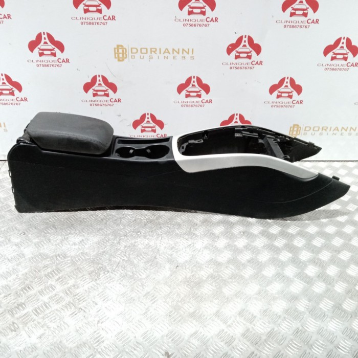 Consola Centrala Cotiera Audi A4 B8 2008 &ndash; 2012