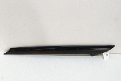 Ornament vertical parbriz dreapta KIA EV6 CV 2022 OEM: 86260-CV000 | 25840795 foto