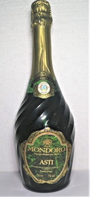 MONDORO ITALIAN SPARKLING WINE, DOCG, SPUMANTE DULCE CL 75 GR 7 foto