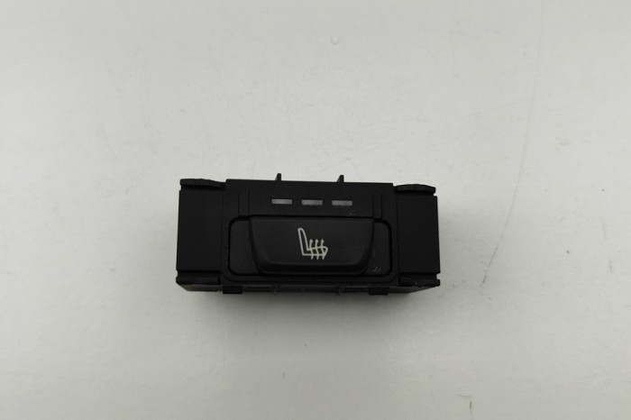 Comutator &icirc;ncălzire scaun BMW X5 G05 2020 OEM: 6828058 30966547