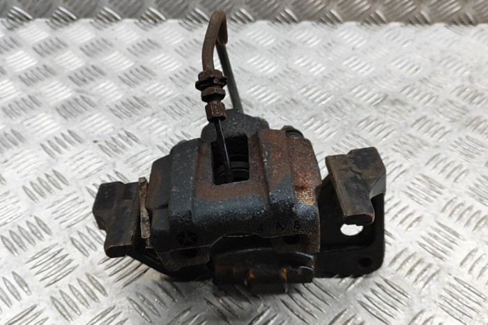 Etrier de fr&acirc;nă dreapta spate CHRYSLER PACIFICA 2005 OEM: MPV | 29402793
