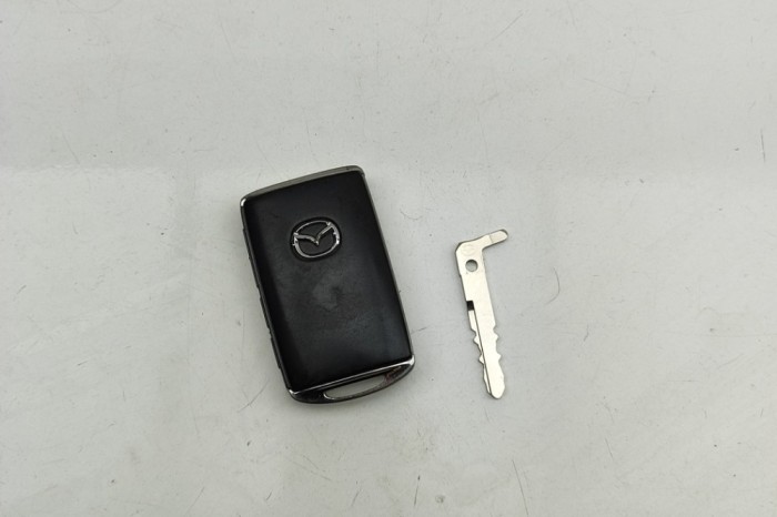 Cheie de contact MAZDA CX-5 KF 2022 OEM: TAYT-67-5DYB,BCY0-76-201 31151840