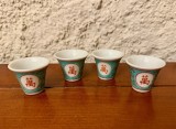 4 PAHARELE DIN PORTELAN CHINEZESC, PICTATE MANUAL H3,6CM