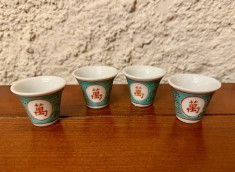 4 PAHARELE DIN PORTELAN CHINEZESC, PICTATE MANUAL H3,6CM foto