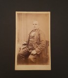 Portret Bărbat . Studio Victorian. Fotografie carte de vizită veche Anglia