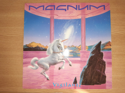 LP Magnum &amp;lrm;&amp;ndash; Vigilante (VG+) Germany foto