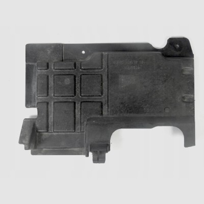 Scut motor fata MERCEDES Clasa C (W202), 03.1993-03.2001; model : 220;230;C36; Clasa C (W202), 03.1993-1997 model : 280, partea stanga, polietilena ( foto