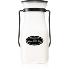 Milkhouse Candle Co. Creamery Oatmeal, Milk &amp; Honey lum&acirc;nare parfumată Milkbottle 226 g
