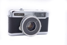 Aparat foto film Yashica Half 17 Rapid