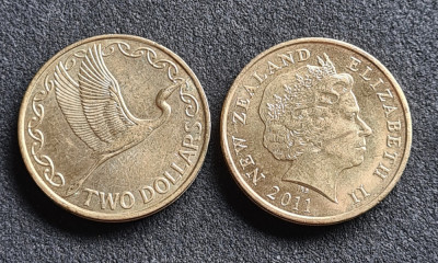 Noua Zeelanda 2 dollars dolari 2011 foto