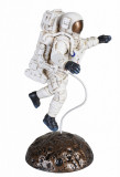 Astronaut- statueta din rasini cu un strat ceramic WU77729AA, Abstract