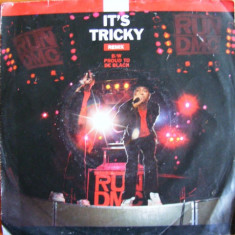 Disc Vinil Run-D.M.C.* - It's Tricky (7", Single) - Metronome - 886 161-7