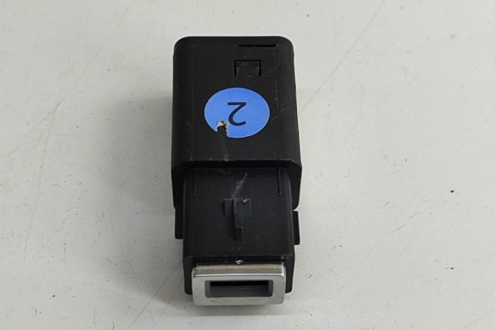 USB OPEL MOKKA 2023 OEM: 9824334377,98217039DX 30042362