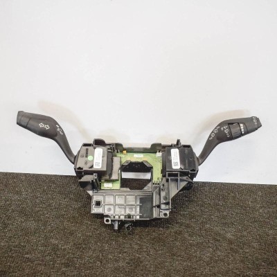 Maneta semnalizare ștergătoare FORD FOCUS III 2014 OEM: AV6T-17A553-AEAV6T-13335-ADBV6T-13N064-AJ 4189008 foto