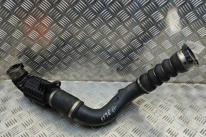 Furtun intercooler BMW X1 F48 2016 OEM: 8577233,11279414 | 32055818