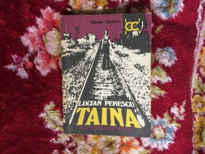 x TAINA - Lucian Penescu foto