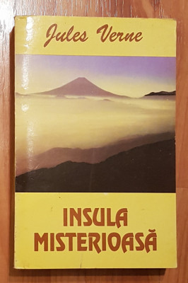 Insula misterioasa de Jules Verne foto