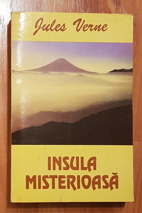 Insula misterioasa de Jules Verne