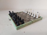 Joc de sah magnetic, de voiaj, vintage romanesc anii 80, tabla 13x13cm, mini