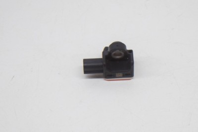 Senzor de impact dreapta față VOLVO V60 2013 OEM: 130611,31334336 12023522 foto