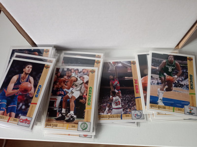 Upper Deck Basketball 1991-1992 - lot de 30 carduri foto