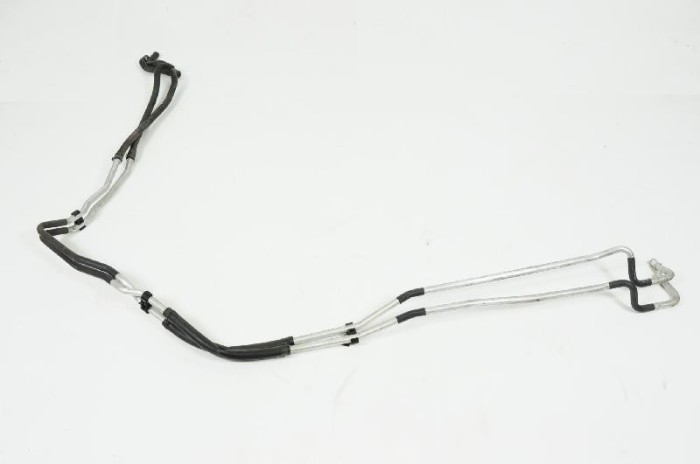 Furtun VW TOUAREG 7P5 2012 OEM: 7L0819884A 2757486