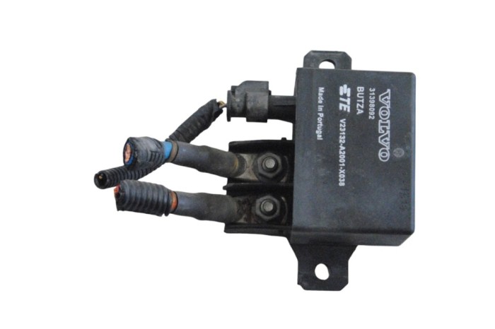Releu ventilator de răcire VOLVO XC90 II 2015 OEM: 31398092 24299491
