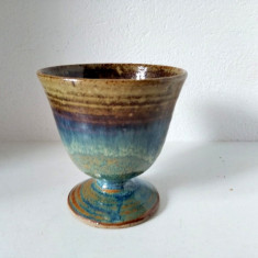 Pocal ceramic / pahar cu picior, studio art, smaltuit, 10cm inaltime