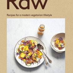 Raw: Recipes for a modern vegetarian lifestyle | Solla Eiriksdottir