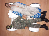Action Man 2 figurine echipate camuflaj salopeta vehicul selenar S3 S