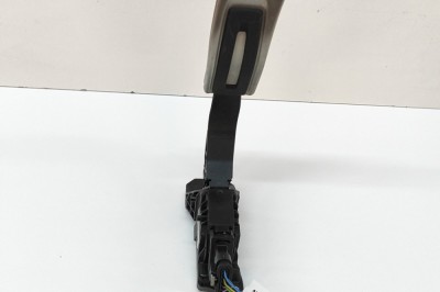 Pedala de accelerație VW TOUAREG CR7 2023 OEM: 8W1723523A,6PV011642 30907088 foto