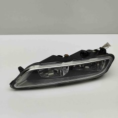 Proiector ceață dreapta față VW PASSAT Variant B7 365 2012 OEM: 3AA941662E,3AA941662D,3AA941662 30657782