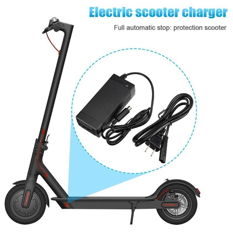 Incarcator trotineta electrica Xiaomi Mijia M365 / M365 Pro, 42V 2A |  Okazii.ro