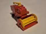 Combine Harvester - Matchbox, 1:72