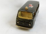 bnk jc Majorette 244 Fourgon Vw Military Ambulance - 1/60