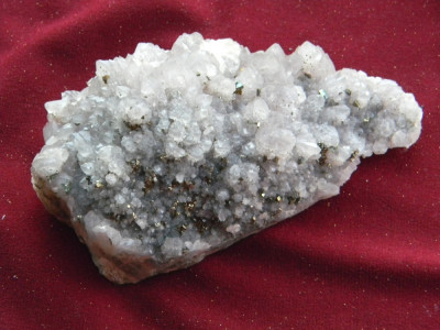 Specimen minerale - CUART SEMIAMETIZAT SI PIRITA (C12) foto