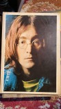 Cumpara ieftin THE BEATLES,JOHN LENNON FOTO VECHE(ANII&#039;60) FORMAT MARE PE SUPORT CARTON/29X21cm