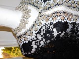 Blazer foarte elegant dantela , nou, masura 52, colier cadou