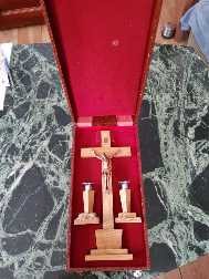 Rechizite de epoca (MIC ALTAR) ale bisericii catolice pentru ultima impartasanie foto