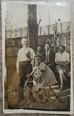 Portret de familie, Romania 1943// foto tip CP foto