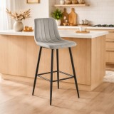 Cumpara ieftin Scaun de bucatarie/bar, Artool, Pozza, catifea argintie, picioare metal negru, 43x35x104 cm