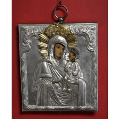 Icoana veche pictata pe lemn cu ferecatura argintata - Maica Domnului cu Pruncul Iisus - cca.1900