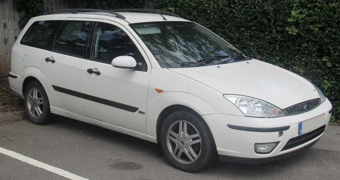 Aripa stanga/dreapta Ford Focus 1 an 1998-2004,orice culoare,aripi noi