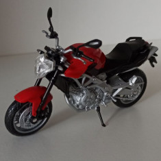 Macheta motocicleta Aprilia Shiver 750 rosu - Welly 1/18