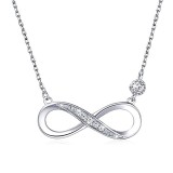 Lantisor cu pandantiv model infinit, placat cu argint si cristale de zirconiu Argintiu